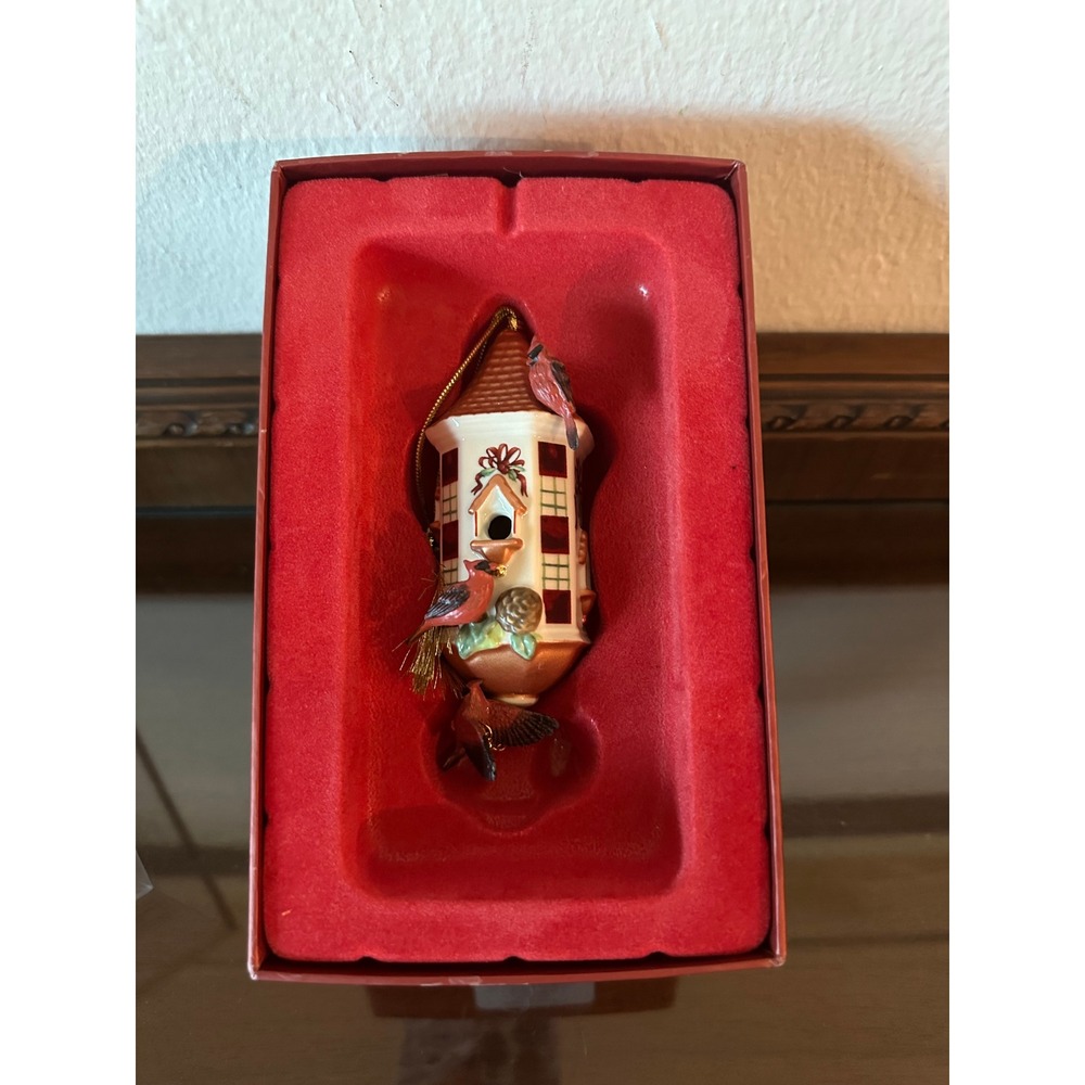 Lenox Winter Greetings Birdhouse Ornament Red Cardinal Porcelain 6238091 Boxed